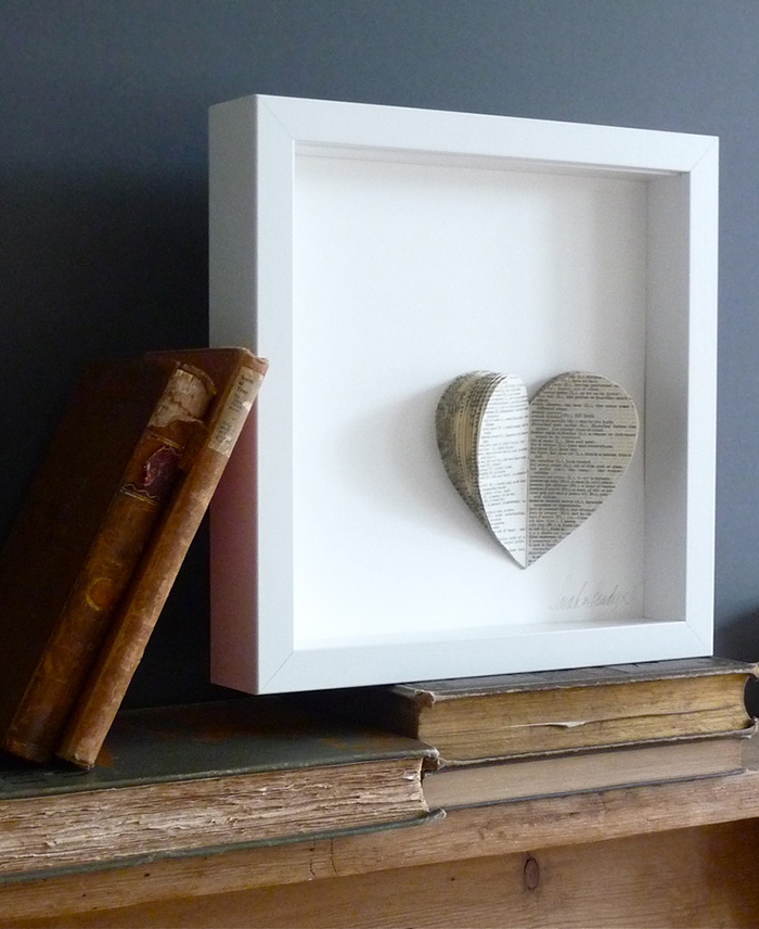 Valentines-day-paper-heart-in-a-frame