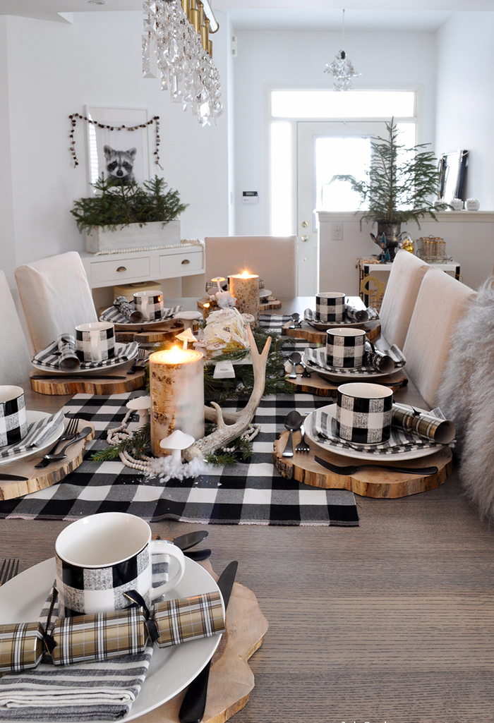 Wooden-Table-Decor-for-Christmas