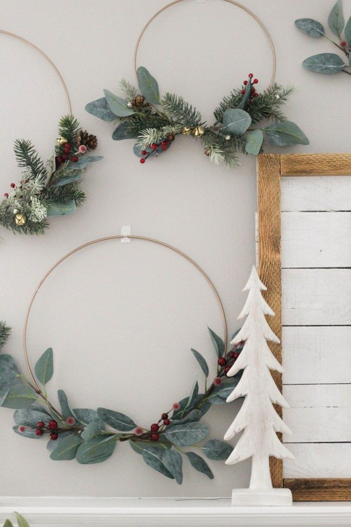 Christmas DIY Wall Décor Ideas - PRETEND Magazine