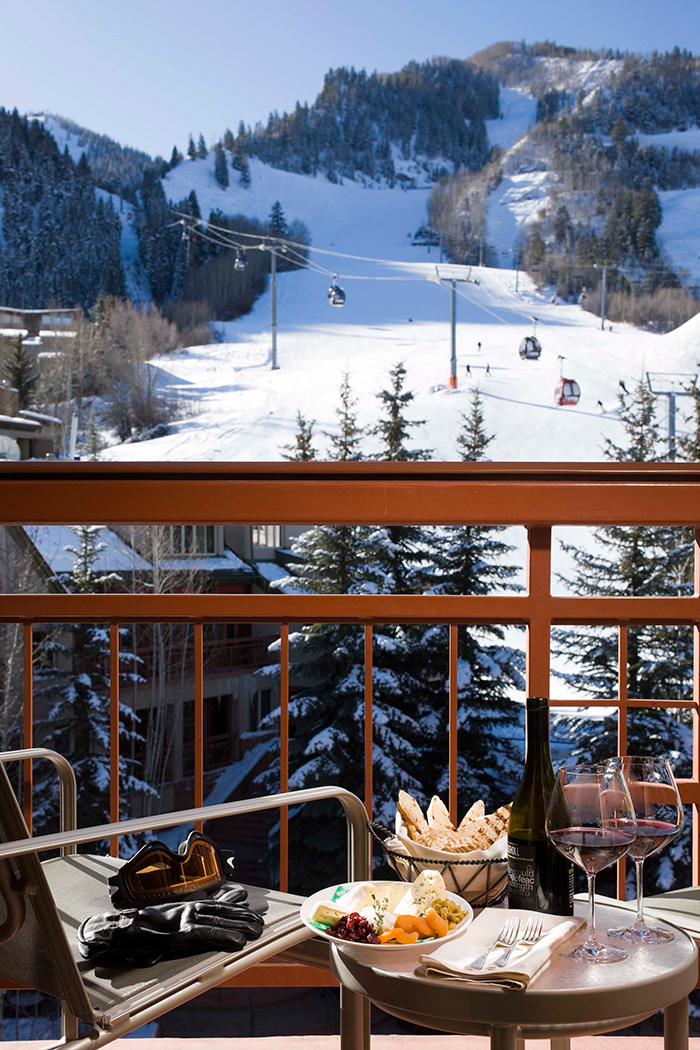 Best-Romantic-Ski-Resorts-in-the-World-2