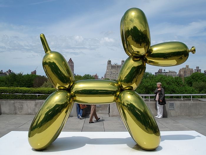 Jeff-Koons-Dog-art-installation