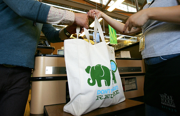 nature-conservation-with-reusable-grocery-bags