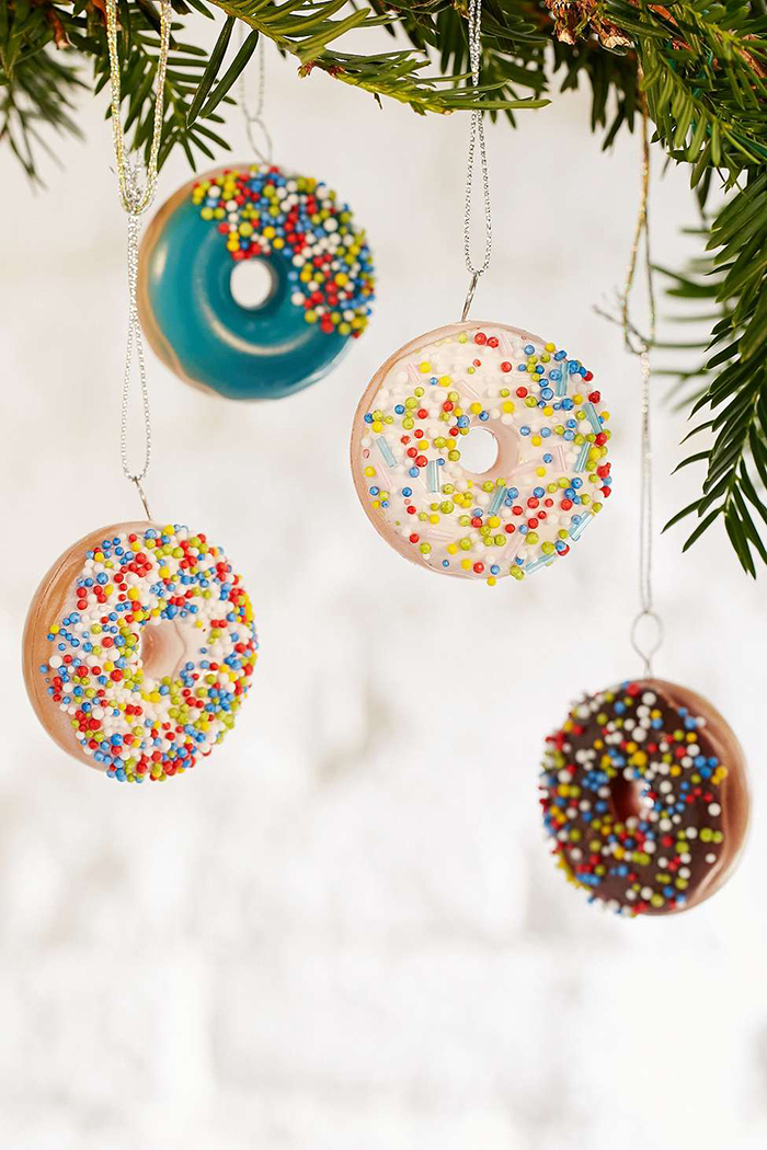 Donuts-Christmas-tree-decotation-ideas