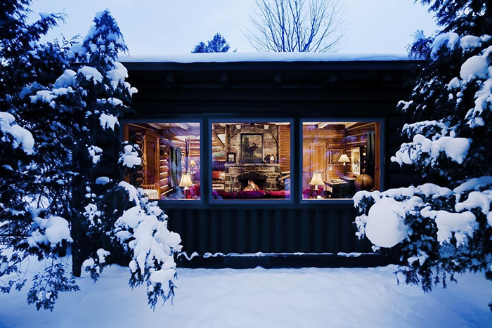 Mountain-Bungalow-for-couples-St-Valentine's-day-ideas