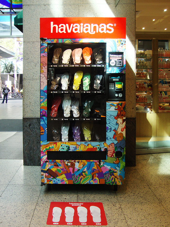 Strange-Vending-Machines-Japan
