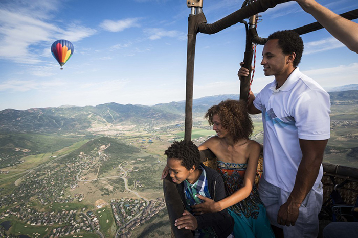 Family on an air balloon