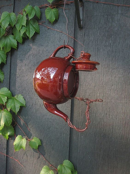 Tea pot birdhouse