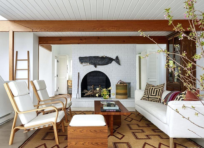 Natural rug in a beach house