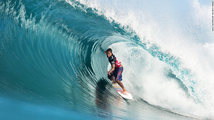 Man enjoying the surfing in Hawaii