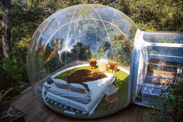 Bubble tents with breathtaking view