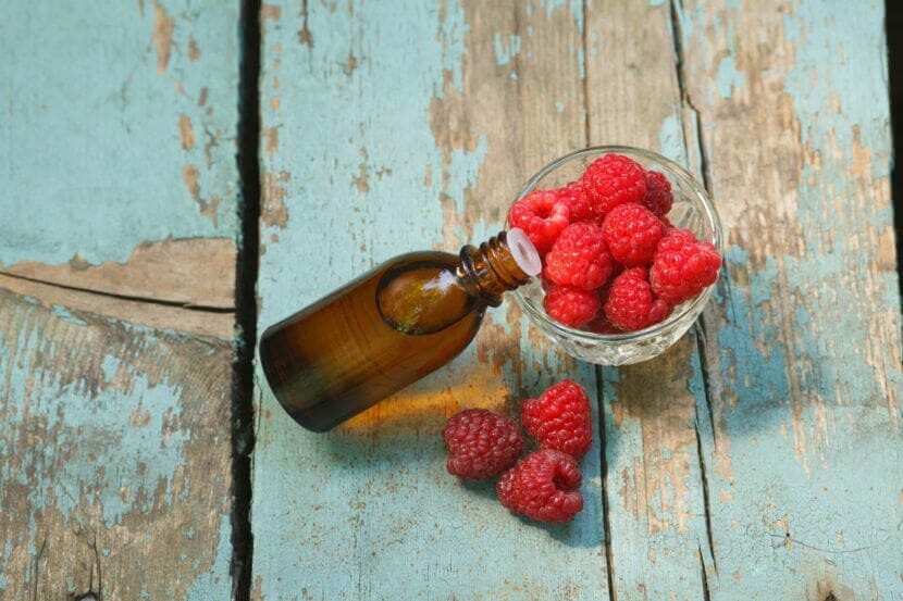 Raspberries and the oil made of them
