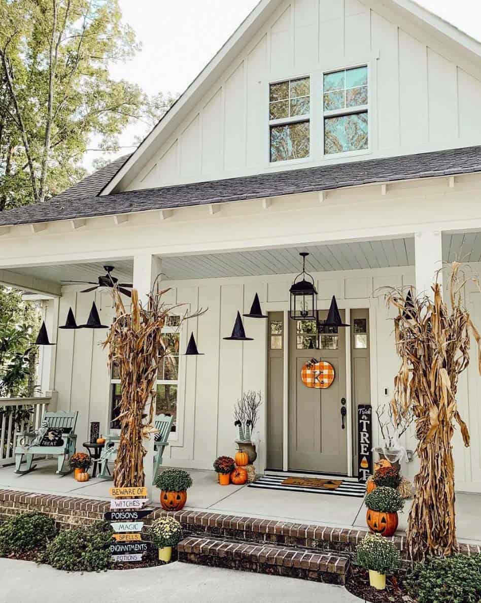 Witch Hats outdoor halloween decor ideas