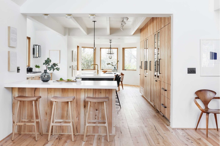 White and wood modern kitchen