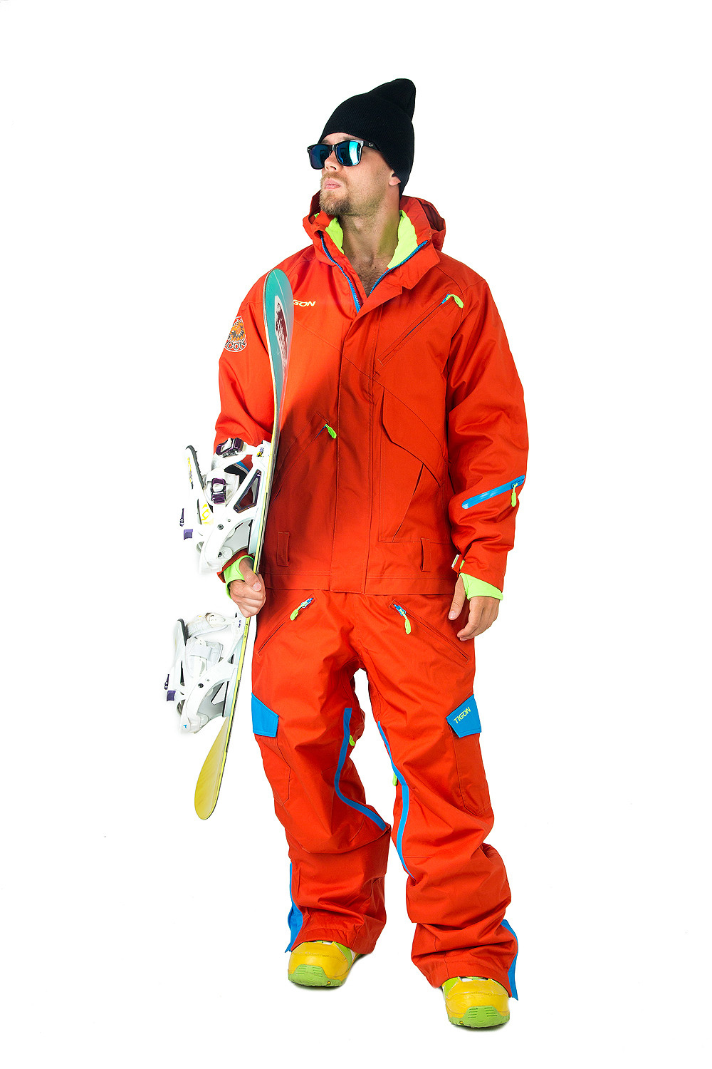 Stylish Ski Wear That Will Make You Stand Out - PRETEND Magazine