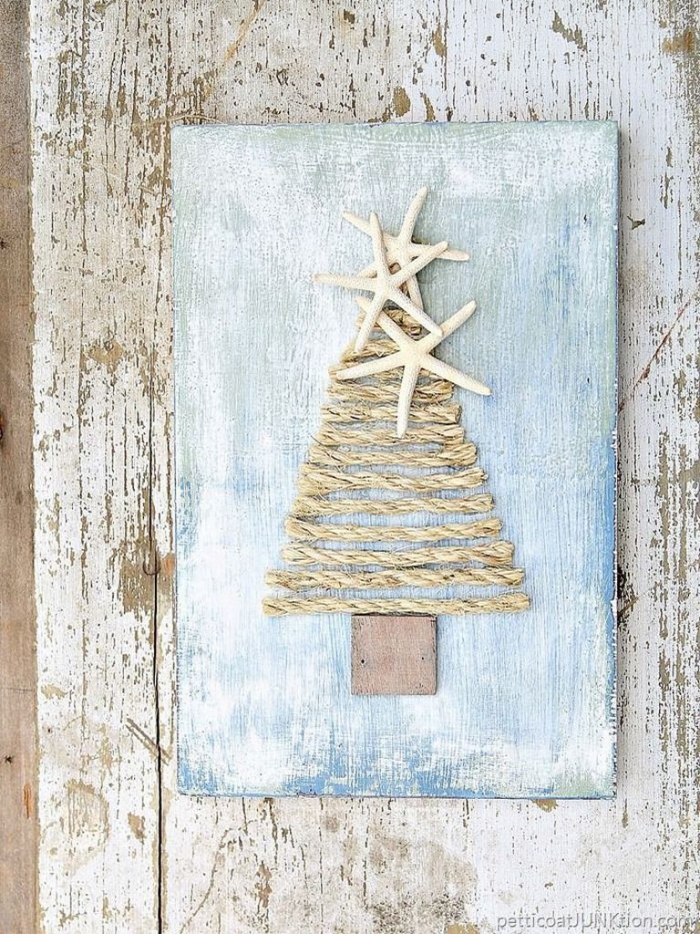 Rope Tree DIY Christmas card idea light blue card with sea stars