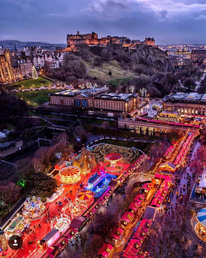  Christmas halfpenny getaway Scotland view from above market town castle