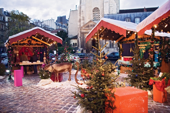 Paris christmas stands reindeer decorated trees