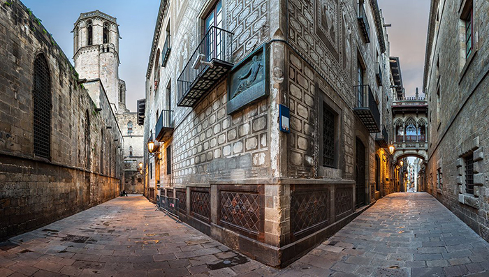 Barri Gothic house in Barcelona streets corners 