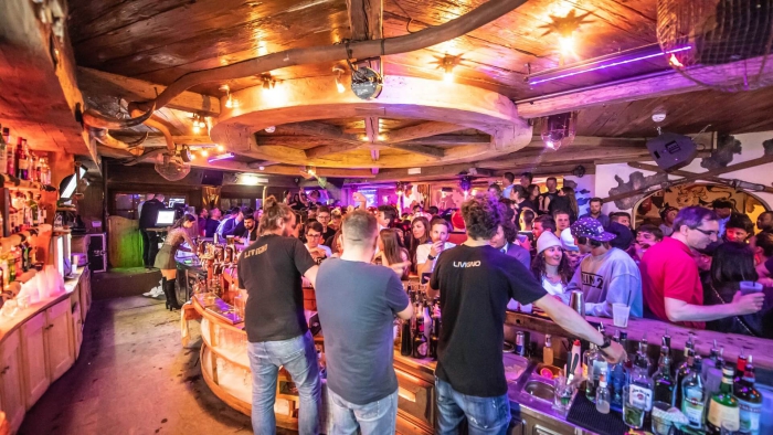 Nightlife in Livigno full club var tenders 