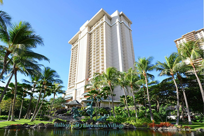 Hilton Hawaii Resort Building exterior park and lake