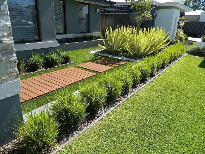 Summer Garden Décor Ideas modern front yard green plants and sophisticated design