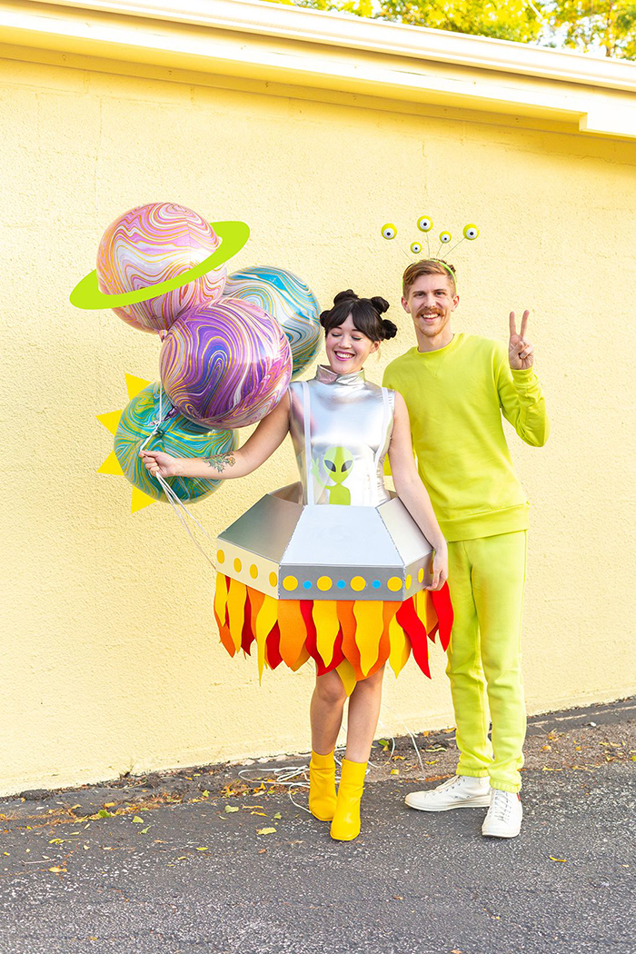 DIY-Halloween-costumes-ideas-Alien-of-the-Earth