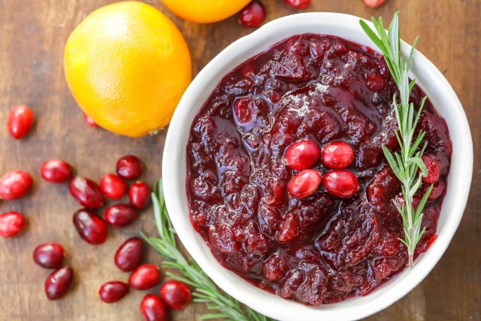 traditional thanksgiving recipes cranberry sauce with rosemary and lemon