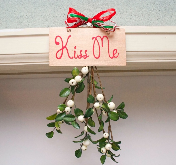 mistletoe-clip-art-decoration-projects-christmas-long-free