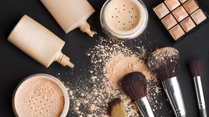 sunkissed skin tips make up brushes foundations powders eye shadows 