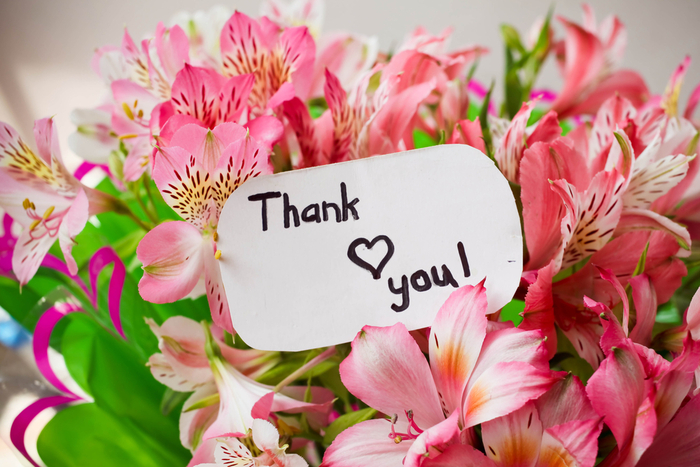 thank you flowers gorgeous pink bouquet with a paper note saying thank you